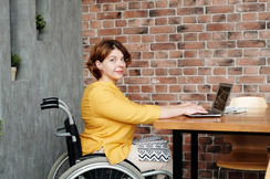 Noch immer erhalten Behinderte für ihre Arbeit meist nur ein Taschengeld statt echter Entlohnung.