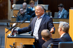 FPÖ-Tourismussprecher Gerald Hauser im Nationalrat.