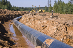 Zum West-Ost-Gas-Transit fehlen in Oberösterreich ganze 40 Kilometer - trotzdem hat man den Ausbau zwei Jahre lang verschlafen.