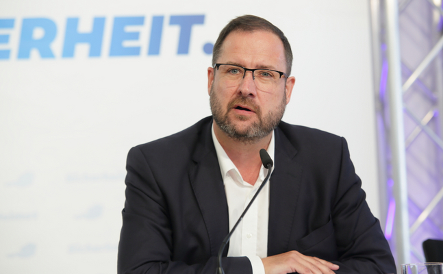 FPÖ-Verkehrssprecher Christian Hafenecker.
