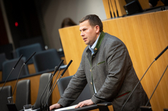 FPÖ-Agrarsprecher Peter Schmiedlechner im Parlament.