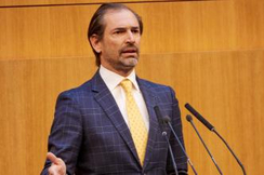 FPÖ-Abgeordneter Christian Ragger im Parlament.