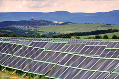 Energieautarke Bauernhöfe: Viel zu spät und unausreichende Förderung.